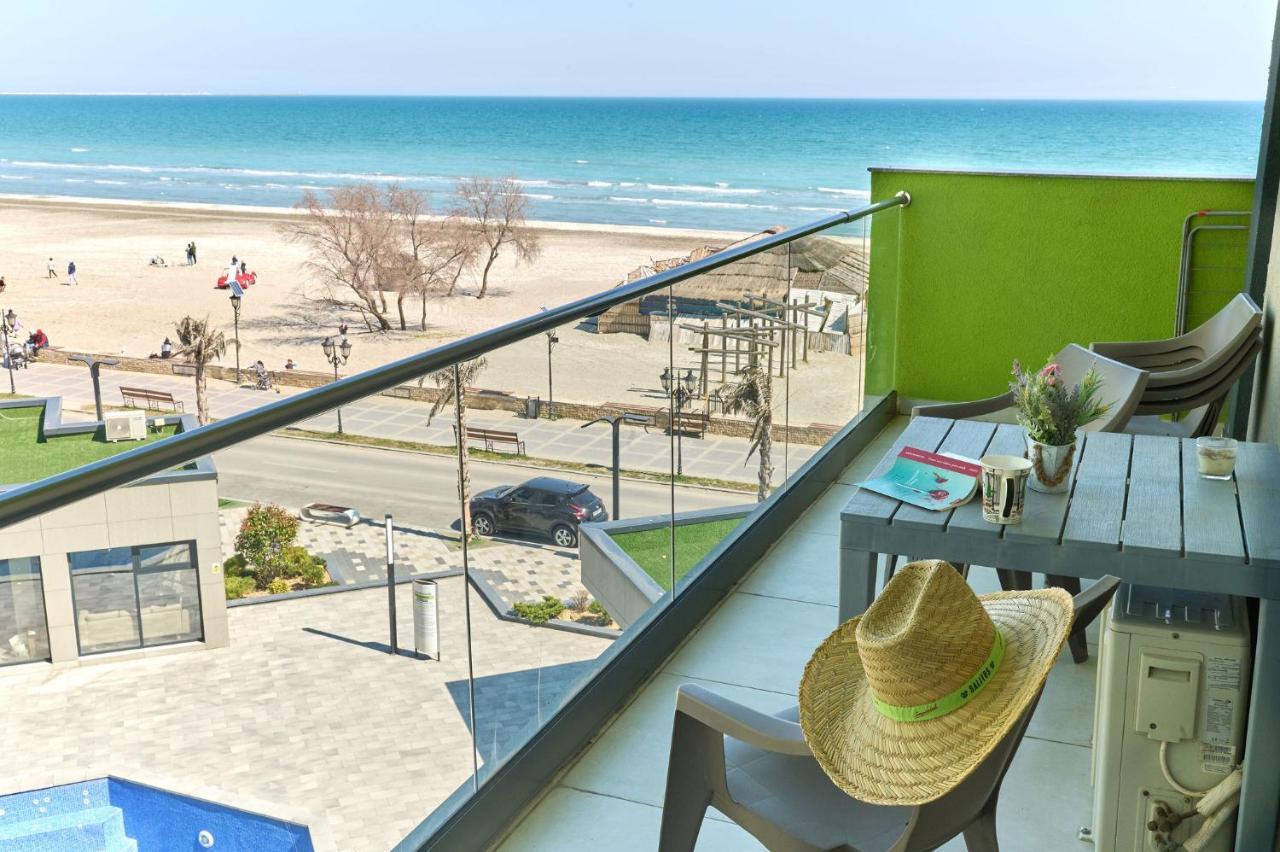 Glamour Red Apartment 22 In Spa Pool Resort Mamaia Exterior foto